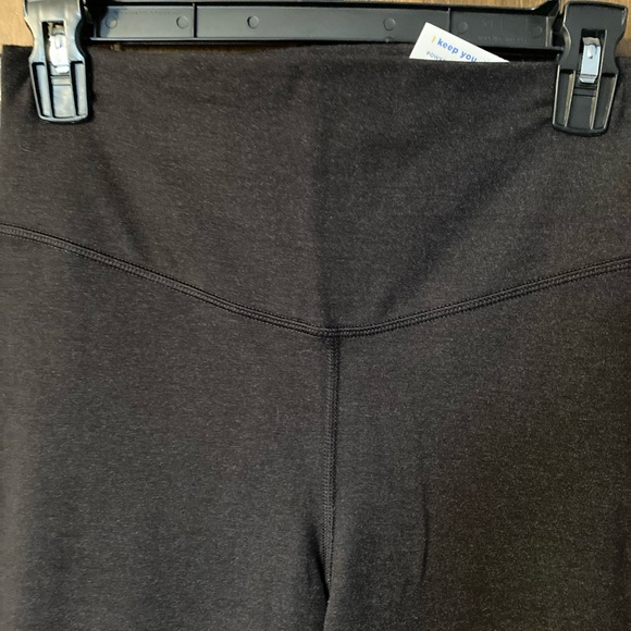 NWT Medium TALL Slim Boot Cut Old Navy Yoga Pants - Picture 2 of 6